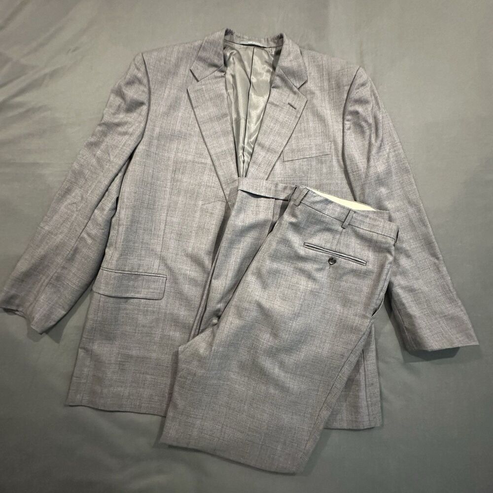 Hickey Freeman 2 Piece Suit Men’s 48L Wool Silk Pleated Pants 38x31 Made in USA